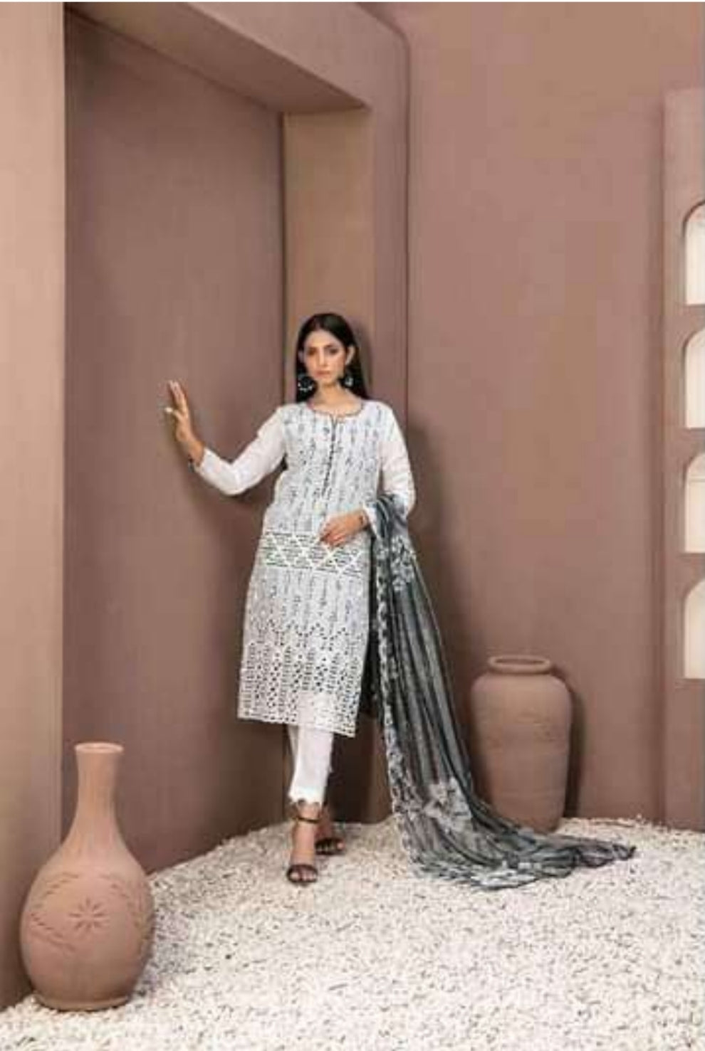 3 pieces Pakistani suit/kurta | high quality fabric