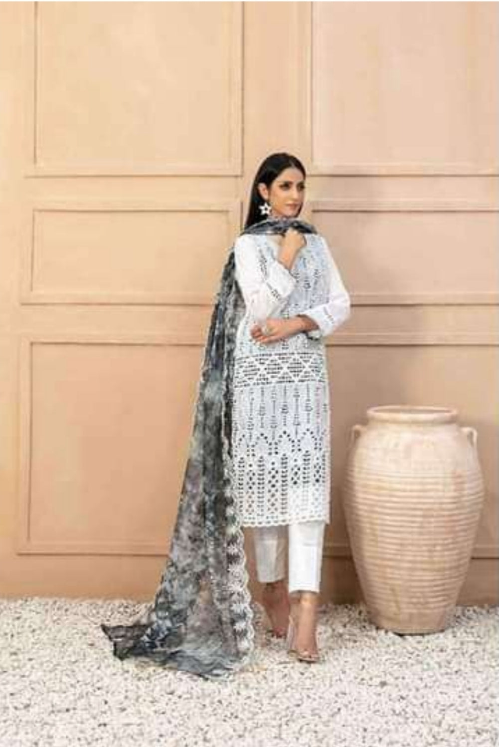 3 pieces Pakistani suit/kurta | high quality fabric