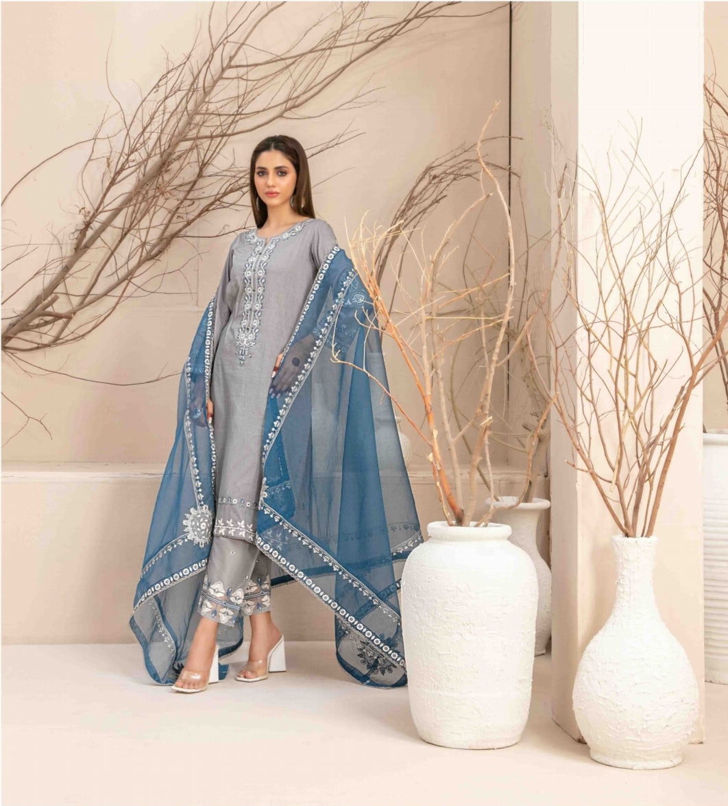 3 pieces Pakistani suit/kurta | high quality fabric